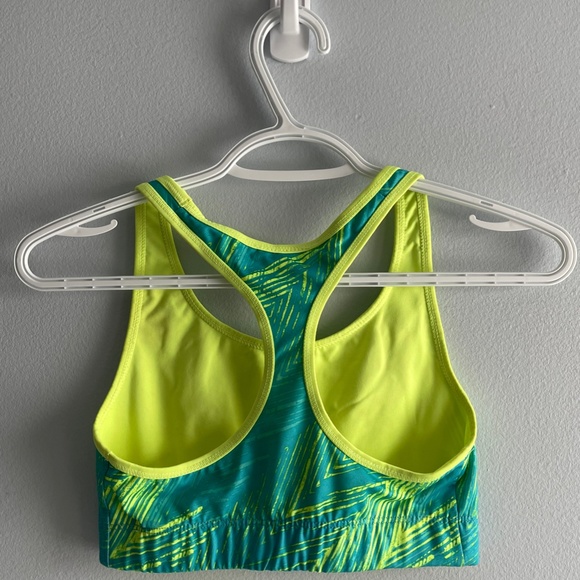 SPORTS BRA - Picture 4 of 6